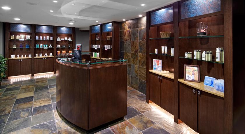 The Parkside Hotel And Spa Виктория Экстерьер фото